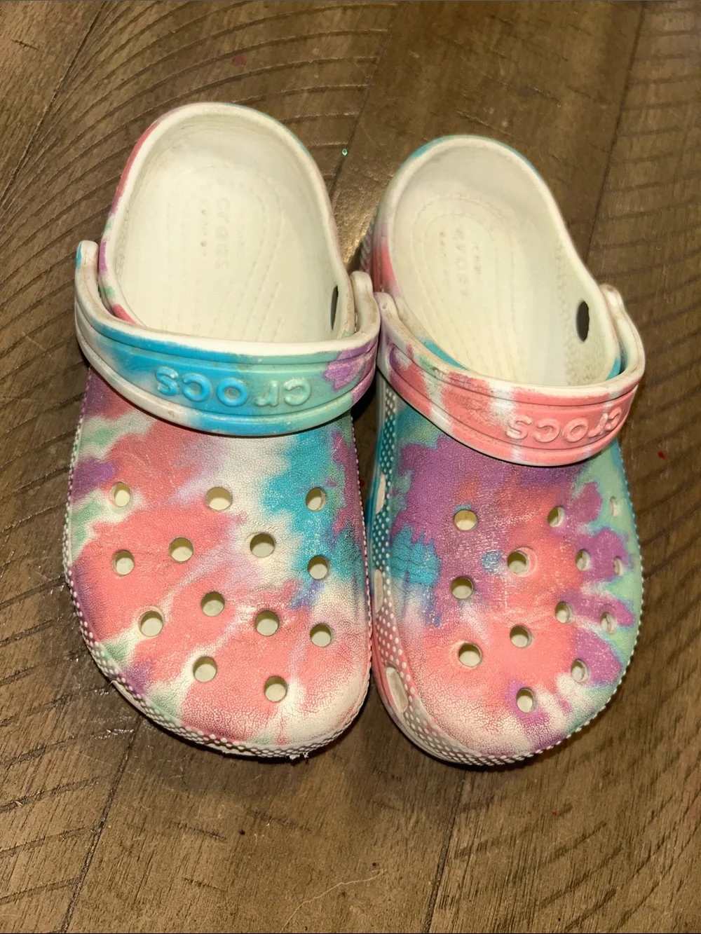 CROCS Kids Tie-Dye Clogs size 11 toddler